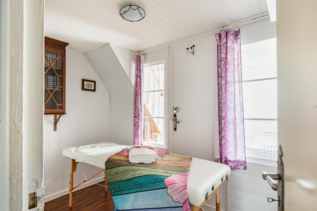 Maison D'Hotes L'Escale Du Loup Blanc Maringes Eksteriør billede